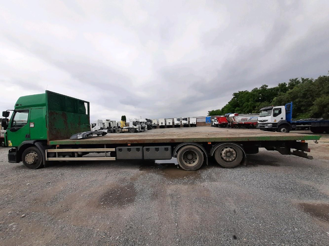 Platforminis/ Bortinis sunkvežimis RENAULT D WIDE PLATEAU: foto 7