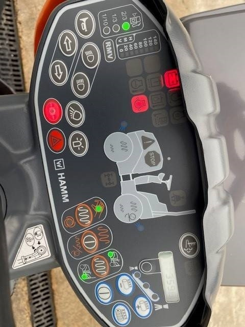 Asfalto volus Bomag BW 120 AD-5: foto 32 Asfalto volus Bomag BW 120 AD-5: foto 32