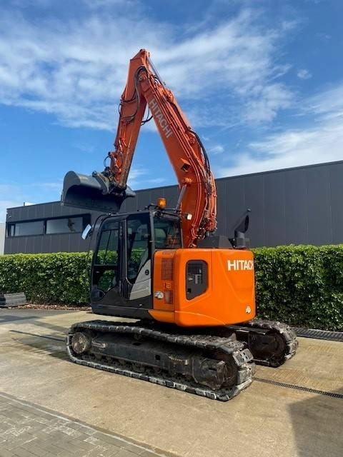 Hitachi ZX 135 US-6 - Vikšrinis ekskavatorius: foto 1 Hitachi ZX 135 US-6 - Vikšrinis ekskavatorius: foto 1