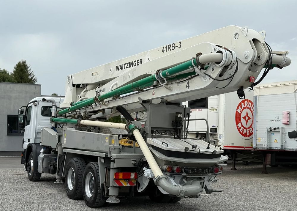 Mercedes-Benz ACTROS 2636 6X4 36 M WAITZINGER - Betono siurblys: foto 5 Mercedes-Benz ACTROS 2636 6X4 36 M WAITZINGER - Betono siurblys: foto 5