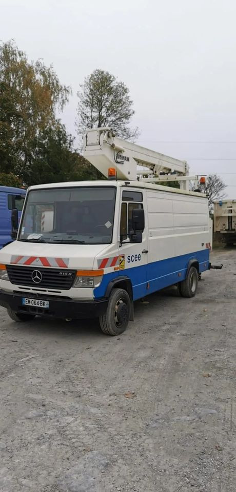 Mercedes-Benz VARIO 815D 17 M - Autobokštelio: foto 1 Mercedes-Benz VARIO 815D 17 M - Autobokštelio: foto 1