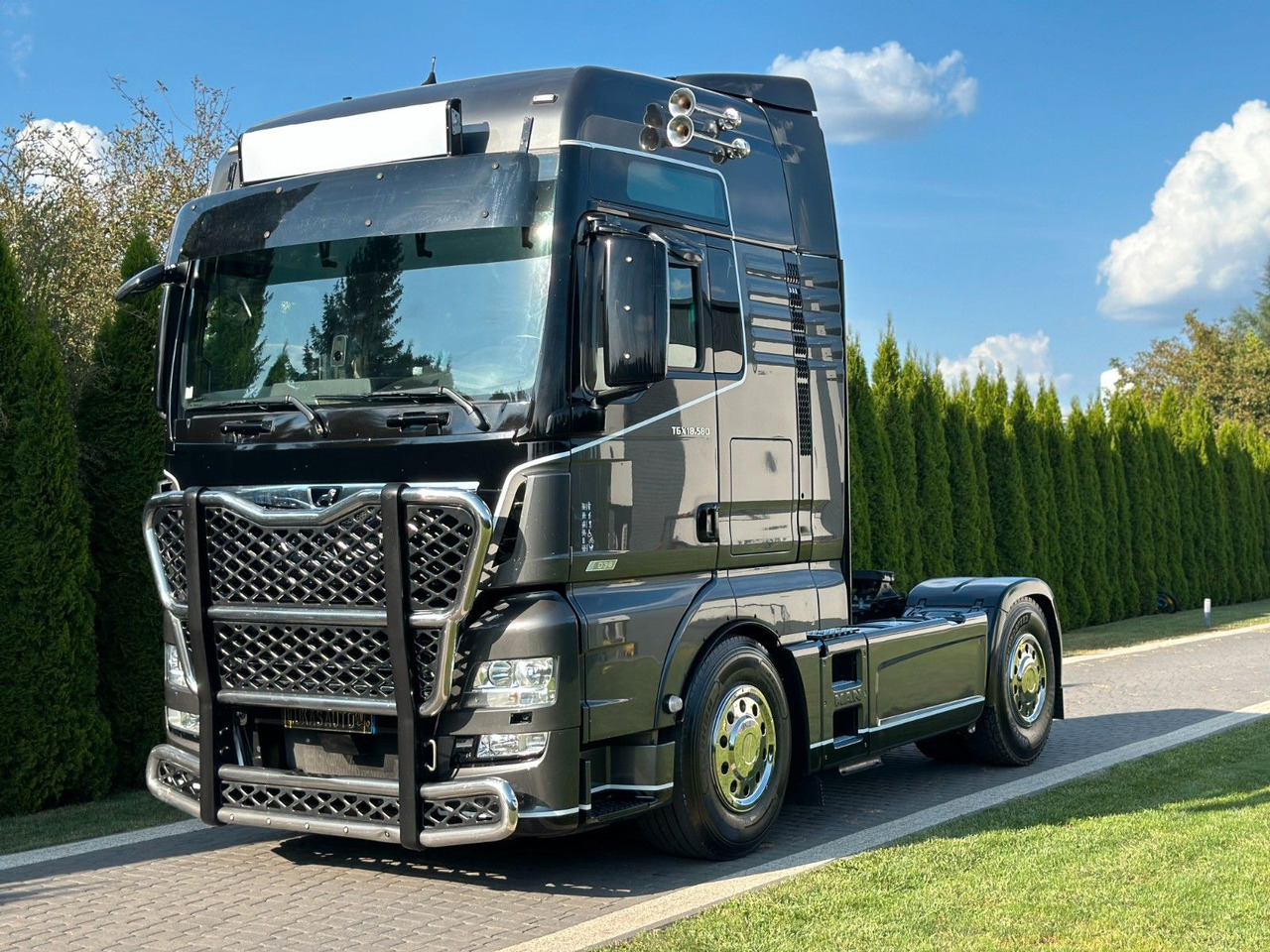 MAN TGX 18.580 D38 XXL RETARDER - Vilkikas: foto 1 MAN TGX 18.580 D38 XXL RETARDER - Vilkikas: foto 1