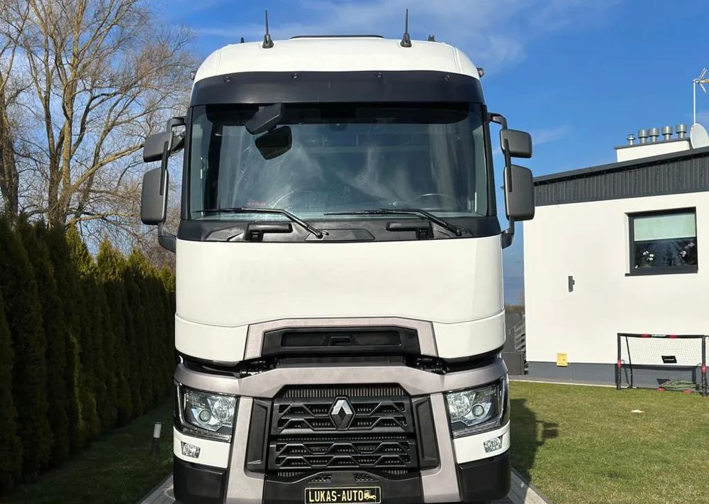 Renault T 520 HIGH - Vilkikas: foto 3 Renault T 520 HIGH - Vilkikas: foto 3