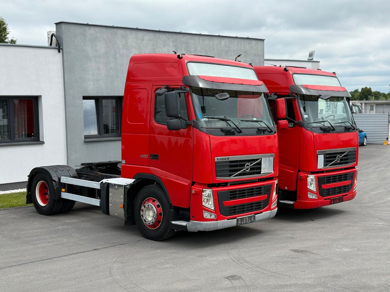 Volvo FH 440 AUTOMATIC EURO 5 FRIGDE - Vilkikas: foto 1 Volvo FH 440 AUTOMATIC EURO 5 FRIGDE - Vilkikas: foto 1