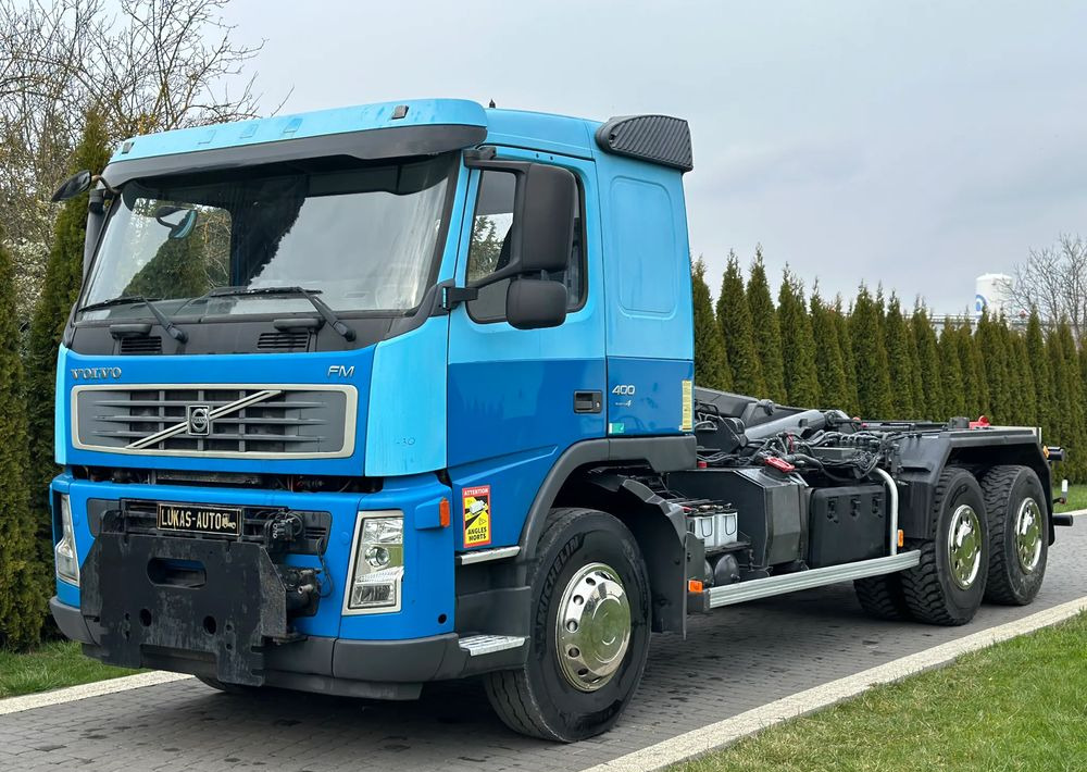 Volvo FM 400 HAKOWIEC 6X4 - Hook-lift sunkvežimis: foto 1 Volvo FM 400 HAKOWIEC 6X4 - Hook-lift sunkvežimis: foto 1