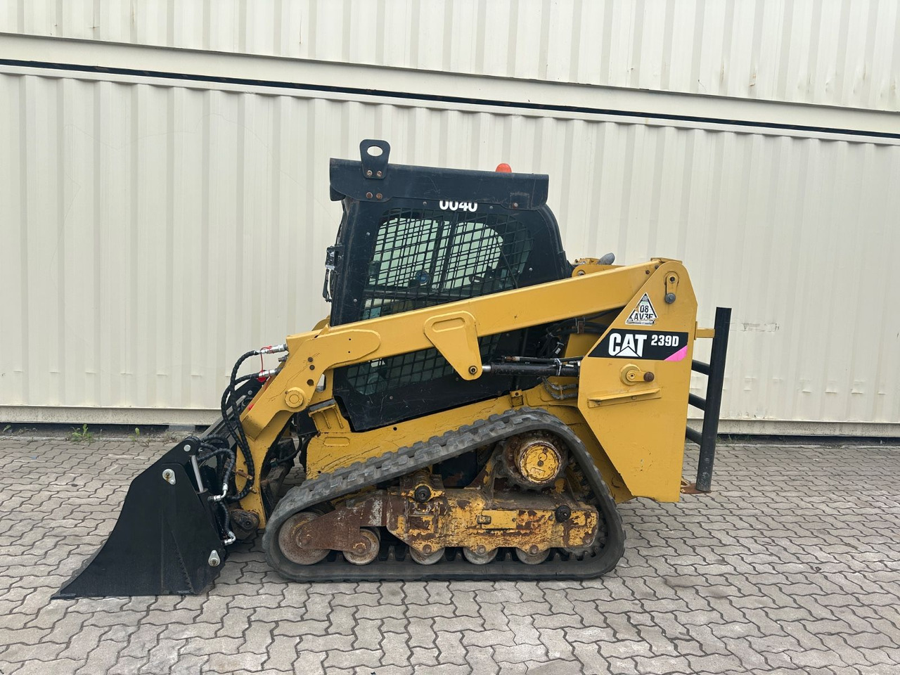 CAT 239D / 2018 BJ / 1.427 H / CE / CAB - Vikšrinis mini krautuvas: foto 2 CAT 239D / 2018 BJ / 1.427 H / CE / CAB - Vikšrinis mini krautuvas: foto 2