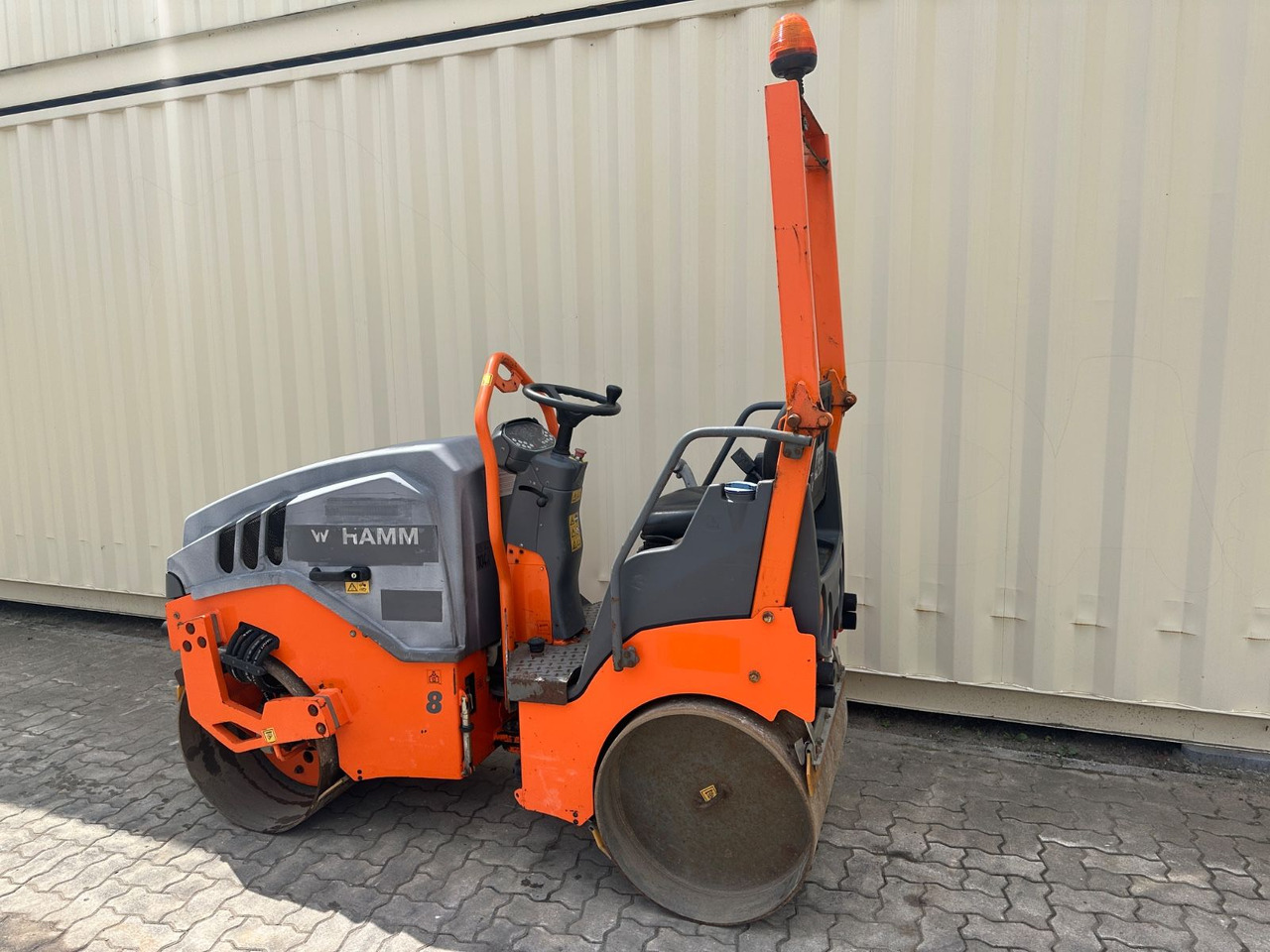 Hamm HD8VV / 2016 BJ / 817 H / 1.580 KG - Asfalto volus: foto 3 Hamm HD8VV / 2016 BJ / 817 H / 1.580 KG - Asfalto volus: foto 3