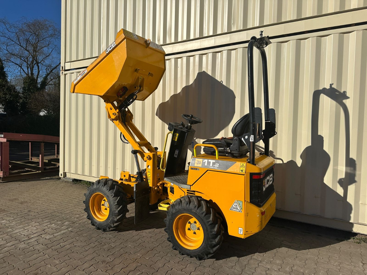 JCB 1T-2 High Tip Dumper, 632 Bh, 1.000 KG - Mini savivartis: foto 3 JCB 1T-2 High Tip Dumper, 632 Bh, 1.000 KG - Mini savivartis: foto 3