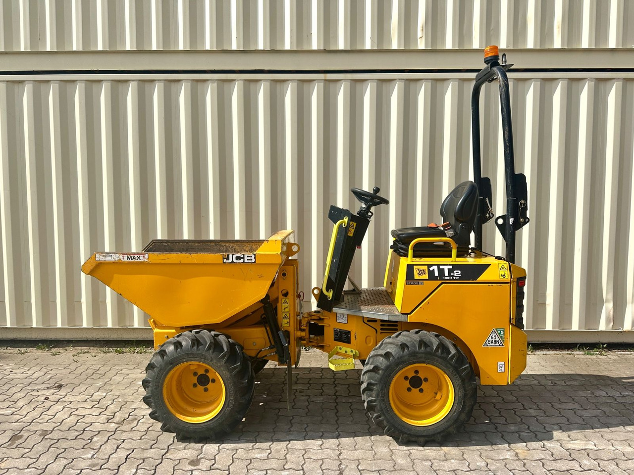 JCB 1T-2 High Tip Dumper, 811 Bh, 1.000 KG - Mini savivartis: foto 5 JCB 1T-2 High Tip Dumper, 811 Bh, 1.000 KG - Mini savivartis: foto 5