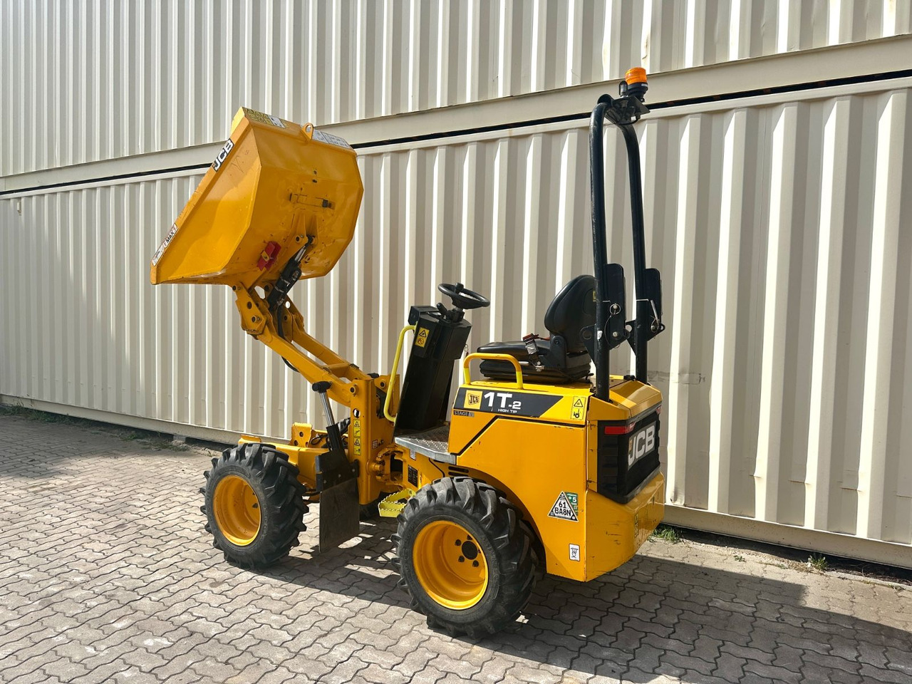 JCB 1T-2 High Tip Dumper, 811 Bh, 1.000 KG - Mini savivartis: foto 3 JCB 1T-2 High Tip Dumper, 811 Bh, 1.000 KG - Mini savivartis: foto 3