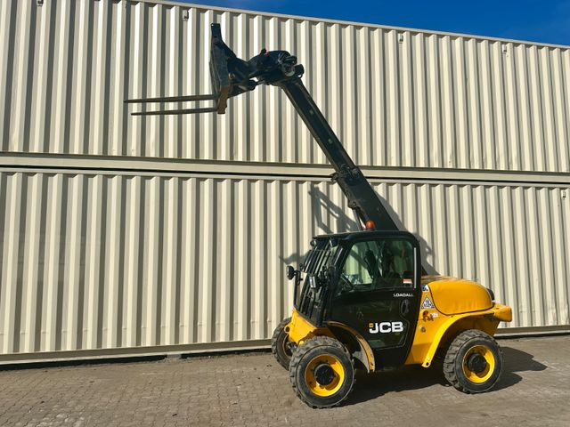 JCB 520-40 / 2017 BJ / 2.297 Bh / 4 Meter / 2 Tonnen - Teleskopinis krautuvas: foto 1 JCB 520-40 / 2017 BJ / 2.297 Bh / 4 Meter / 2 Tonnen - Teleskopinis krautuvas: foto 1