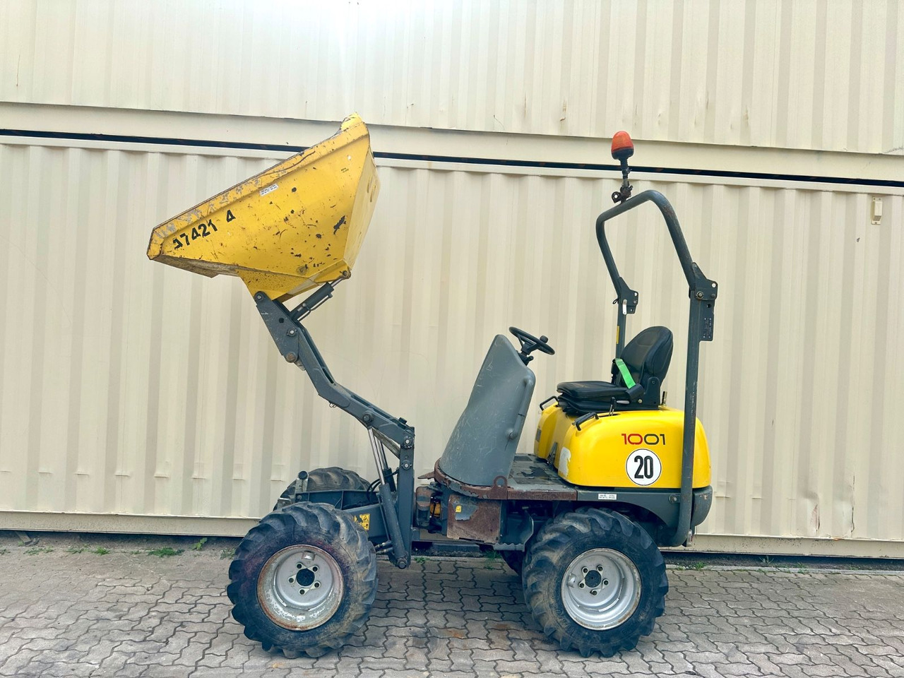 Wacker 1001 Hochkipper / 2016 BJ / 1.000 KG / 1.342 H - Mini savivartis: foto 1 Wacker 1001 Hochkipper / 2016 BJ / 1.000 KG / 1.342 H - Mini savivartis: foto 1