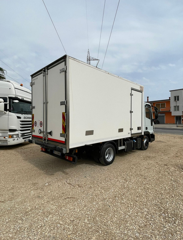 IVECO EUROCARGO 75E18 - Refrižeratorius sunkvežimis: foto 2 IVECO EUROCARGO 75E18 - Refrižeratorius sunkvežimis: foto 2