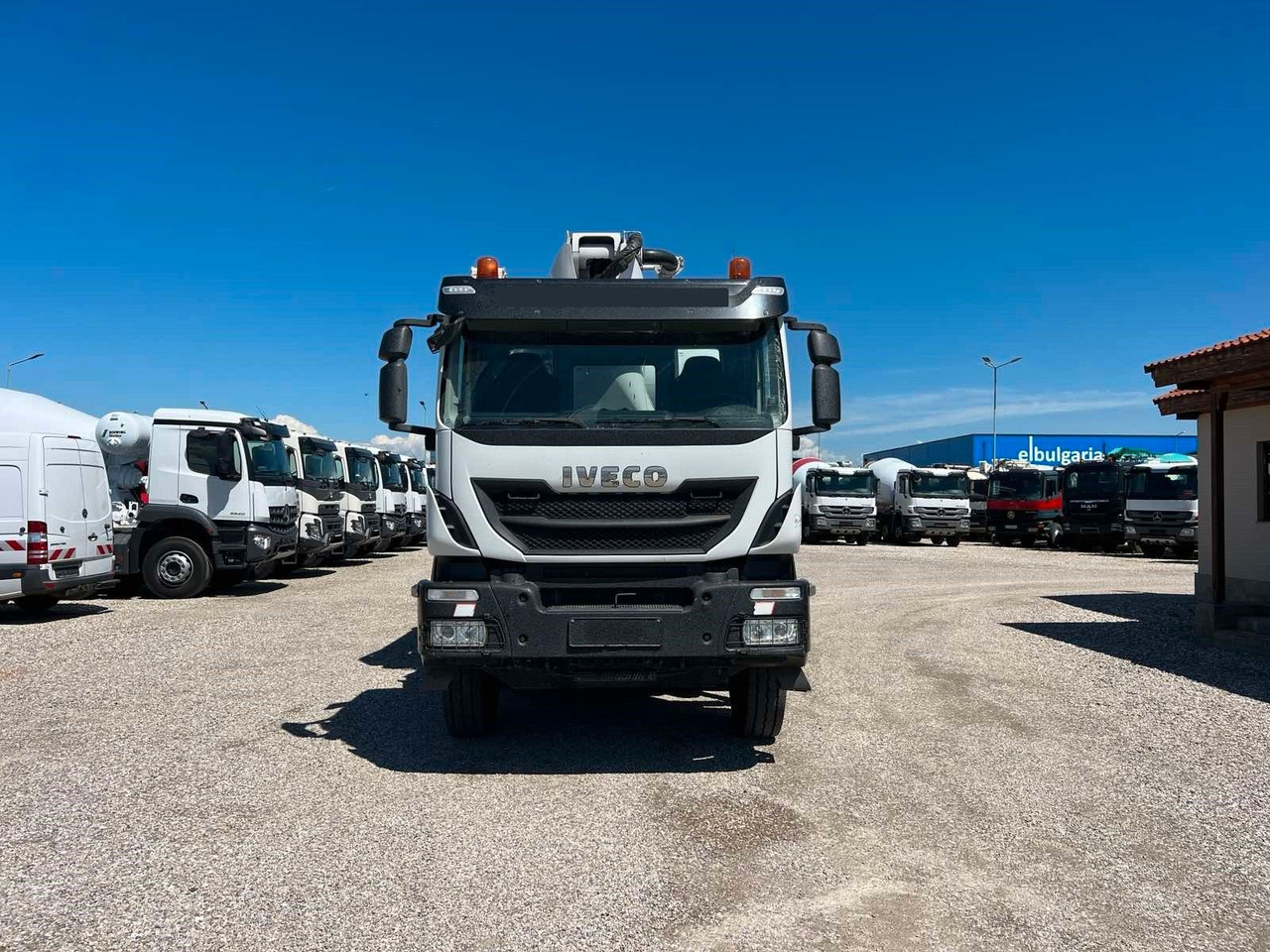 Iveco TRAKKER 500 CIFA MAGNUM MK32L - Betono siurblys: foto 2 Iveco TRAKKER 500 CIFA MAGNUM MK32L - Betono siurblys: foto 2