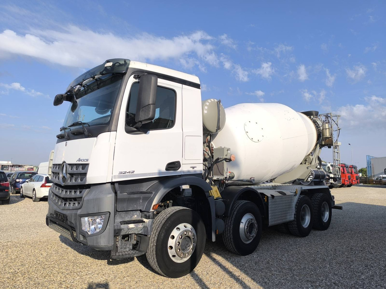 MERCEDES-BENZ AROCS 3242 CIFA 9M3 - Betonvežis: foto 3 MERCEDES-BENZ AROCS 3242 CIFA 9M3 - Betonvežis: foto 3