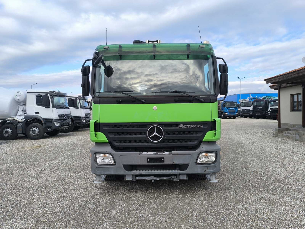 Mercedes-Benz ACTROS 2641 Schwing S34 X-P - Betono siurblys: foto 2 Mercedes-Benz ACTROS 2641 Schwing S34 X-P - Betono siurblys: foto 2
