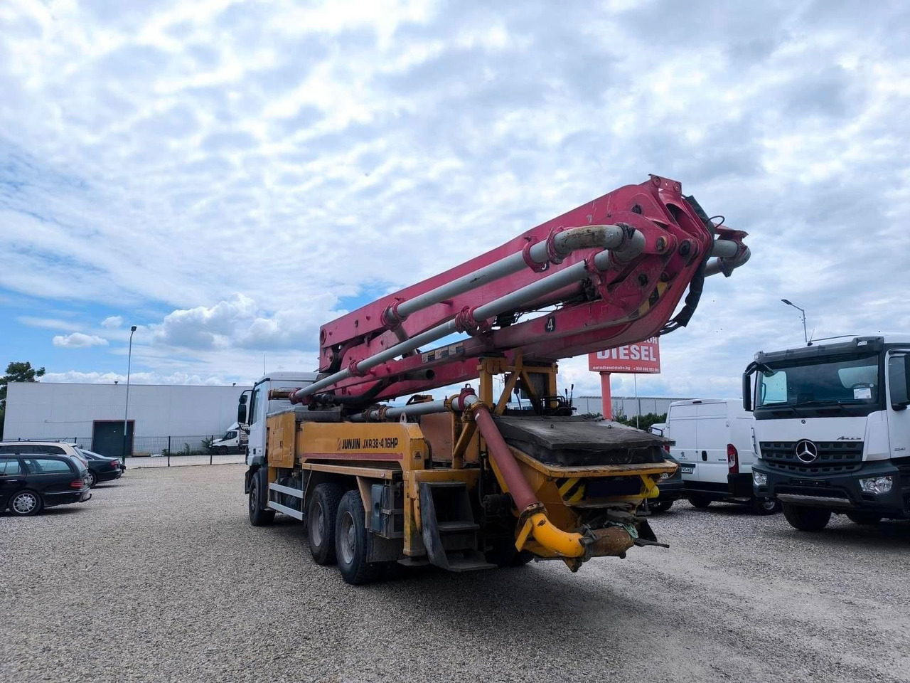 Mercedes-Benz ACTROS 3341 JUNJIN JXR 38-4 - Betono siurblys: foto 5 Mercedes-Benz ACTROS 3341 JUNJIN JXR 38-4 - Betono siurblys: foto 5