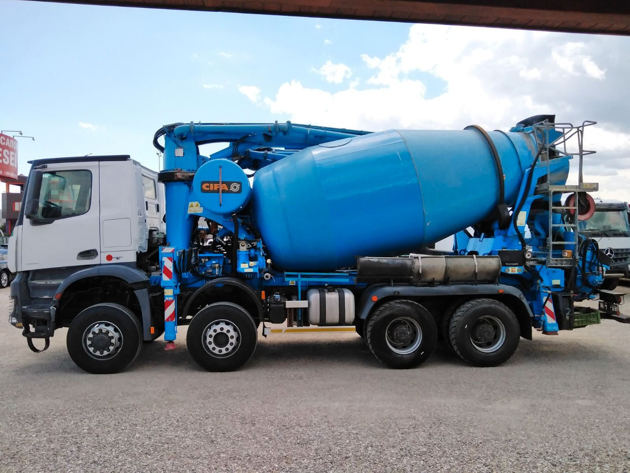 Mercedes-Benz AROCS 4140 CIFA MAGNUM MK28.4L 8X6 - Betonvežis su siurbliu: foto 4 Mercedes-Benz AROCS 4140 CIFA MAGNUM MK28.4L 8X6 - Betonvežis su siurbliu: foto 4