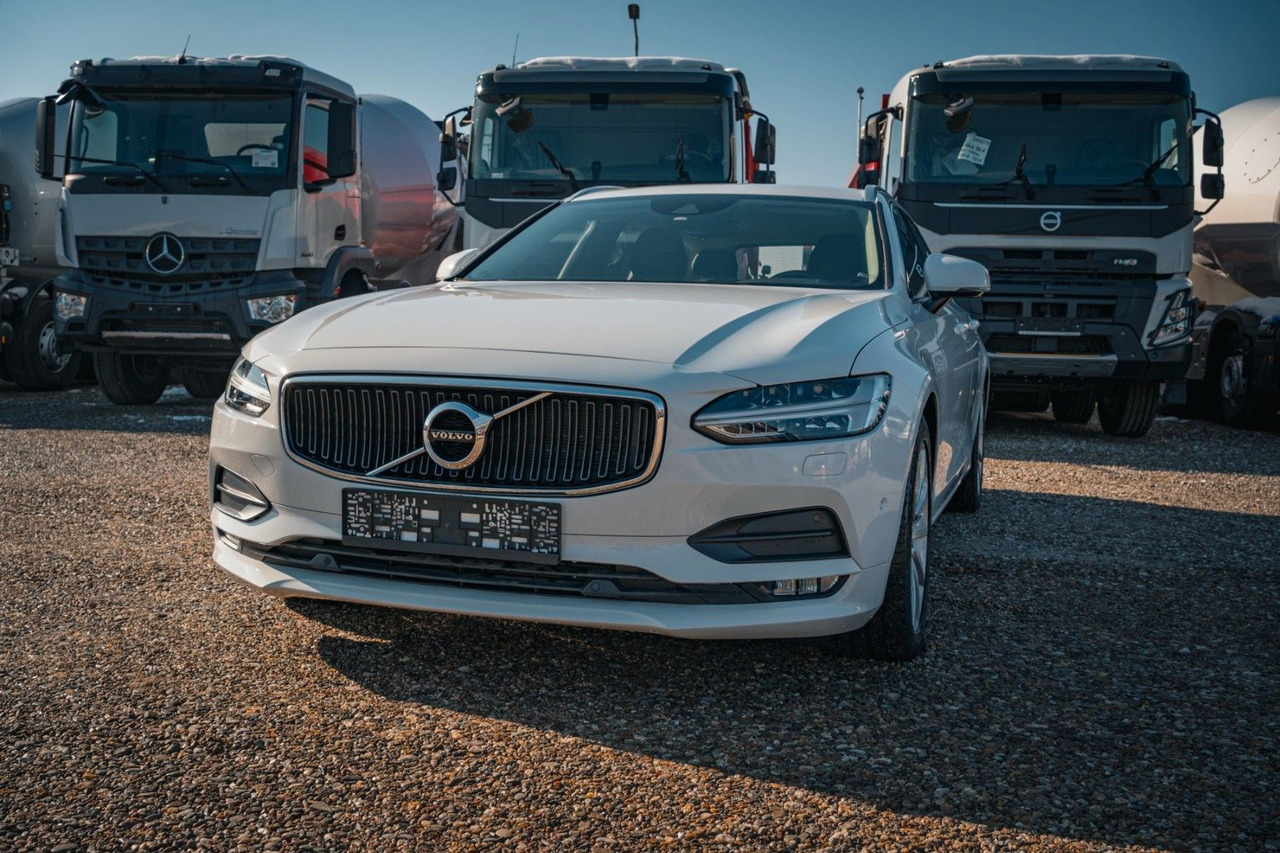 Volvo V90 D4 Momentum 2.0D - Lengvasis automobilis: foto 2 Volvo V90 D4 Momentum 2.0D - Lengvasis automobilis: foto 2