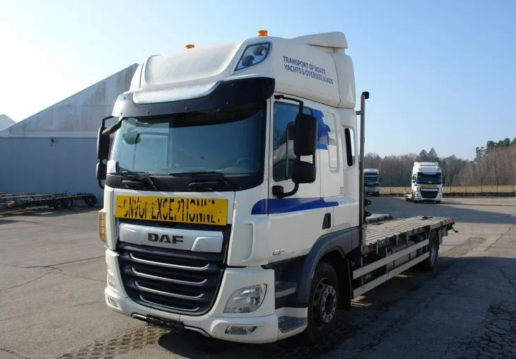 DAF CF 410 EURO 6 Laweta - Platforma super stan - Platforminis/ Bortinis sunkvežimis: foto 2 DAF CF 410 EURO 6 Laweta - Platforma super stan - Platforminis/ Bortinis sunkvežimis: foto 2