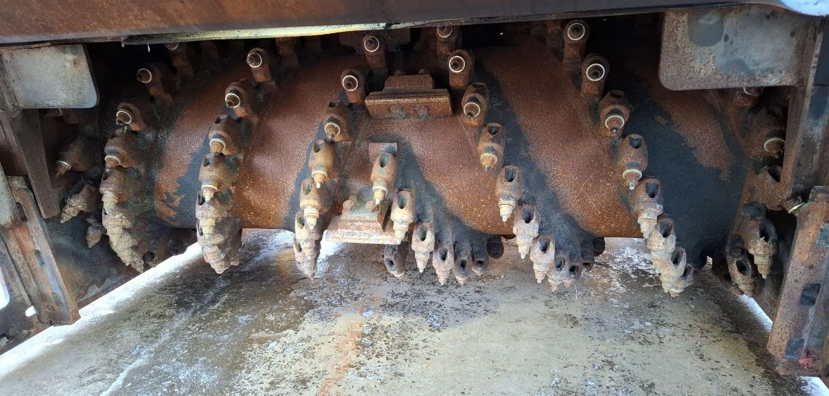 Asfalto mašina BOMAG DE BM 2200/75 Stage IV/Tier 4f: foto 28 Asfalto mašina BOMAG DE BM 2200/75 Stage IV/Tier 4f: foto 28