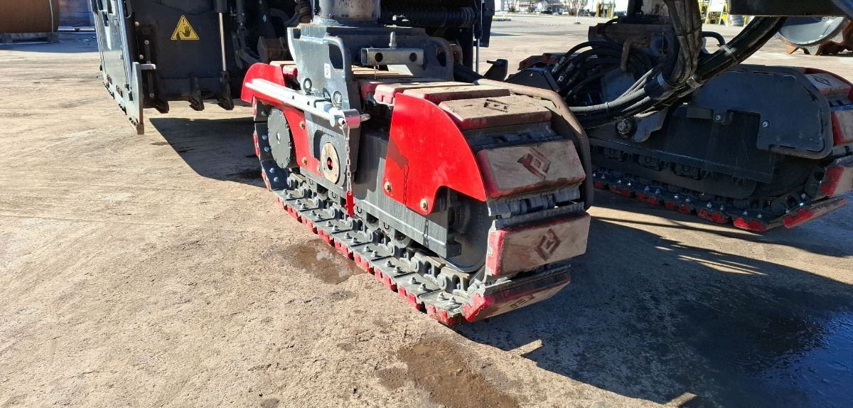 Asfalto mašina BOMAG DE BM 2200/75 Stage IV/Tier 4f: foto 14 Asfalto mašina BOMAG DE BM 2200/75 Stage IV/Tier 4f: foto 14