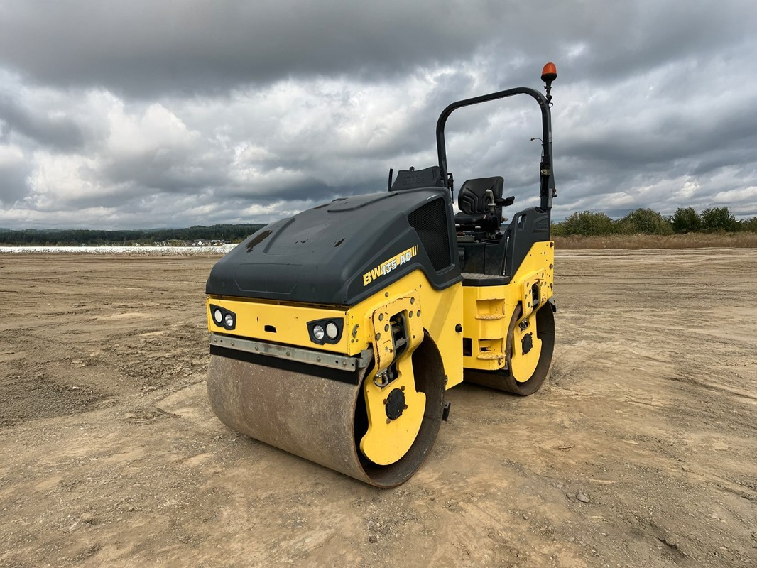 BOMAG DE BW 135 AD-5 Stage IIIa/Tier 4i - Volas: foto 1 BOMAG DE BW 135 AD-5 Stage IIIa/Tier 4i - Volas: foto 1