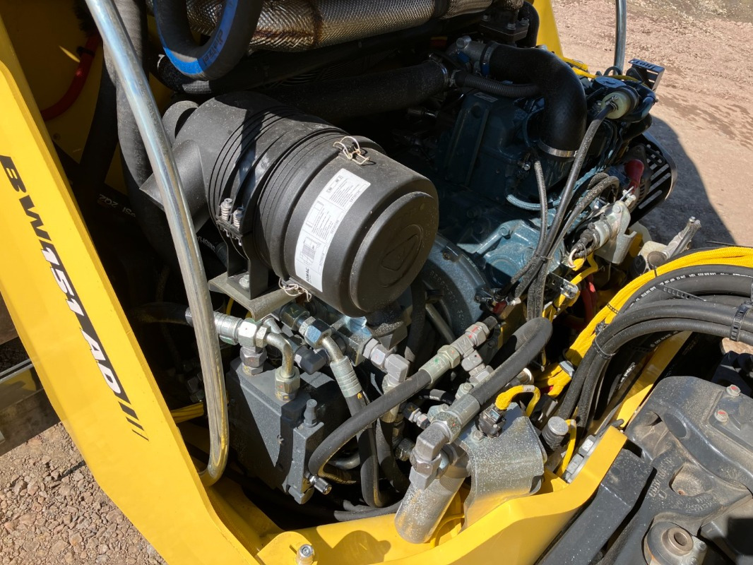 BOMAG DE BW 151 AD-50 Stage IIIa/Tier 4i - Asfalto volus: foto 5 BOMAG DE BW 151 AD-50 Stage IIIa/Tier 4i - Asfalto volus: foto 5