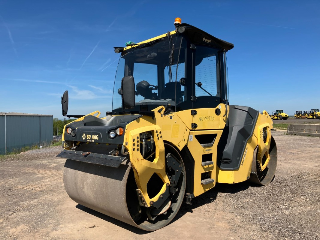 BOMAG DE BW 161 AD-5 Stage IIIb/Tier 4i - Asfalto volus: foto 1 BOMAG DE BW 161 AD-5 Stage IIIb/Tier 4i - Asfalto volus: foto 1