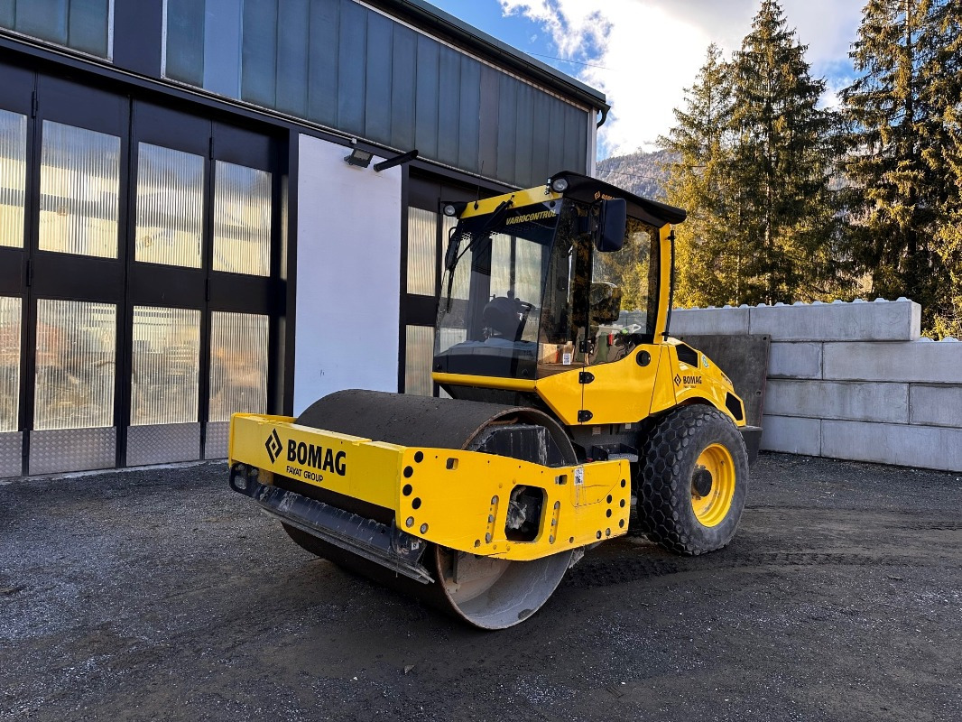 BOMAG DE BW 177 BVC-5 Stage V/Tier 4f - Kompaktorius: foto 1 BOMAG DE BW 177 BVC-5 Stage V/Tier 4f - Kompaktorius: foto 1