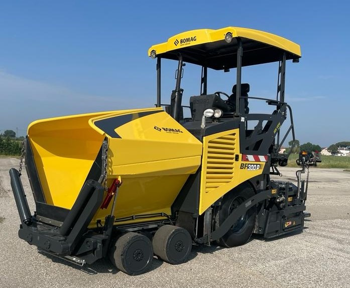 BOMAG IT BF 300 P S340-2 TV Stage IIIa/Tier 3 - Asfalto klotuvas: foto 1 BOMAG IT BF 300 P S340-2 TV Stage IIIa/Tier 3 - Asfalto klotuvas: foto 1