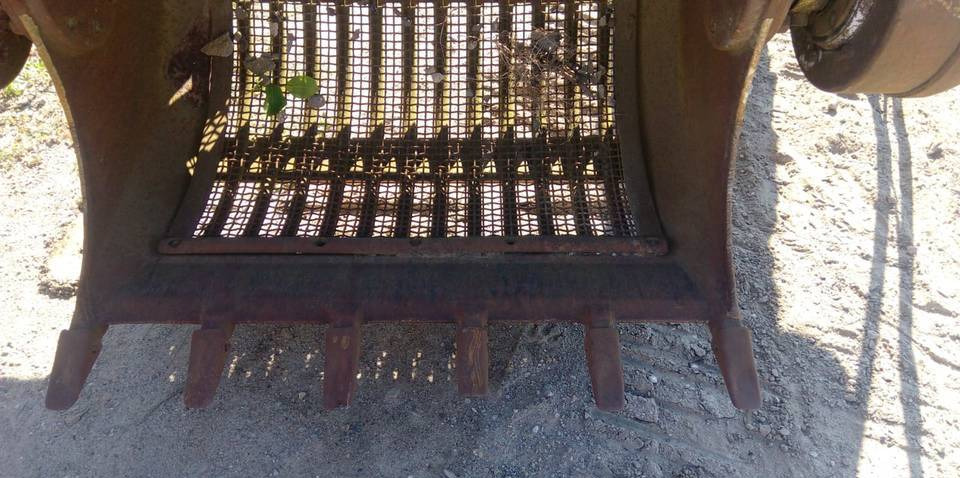 Łyżka przesiewająca Rotar HEX1000S 1m3 wymienne sita - Rūšiavimo kaušas - Statybinė technika: foto 2 Łyżka przesiewająca Rotar HEX1000S 1m3 wymienne sita - Rūšiavimo kaušas - Statybinė technika: foto 2