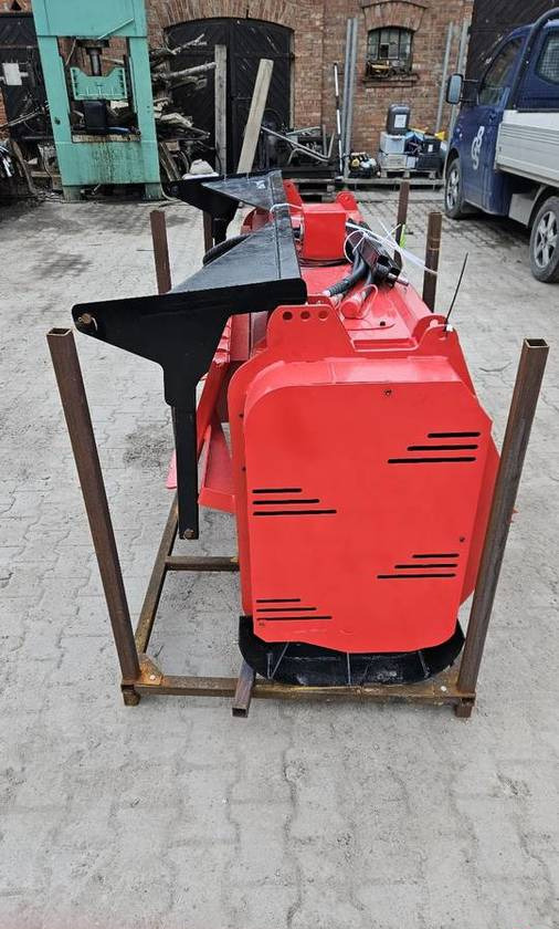 Nowy mulcher leśny GIYI bęben 181 cm 50 zębów Bobcat mini ładowarka - Miško smulkintuvas: foto 3 Nowy mulcher leśny GIYI bęben 181 cm 50 zębów Bobcat mini ładowarka - Miško smulkintuvas: foto 3