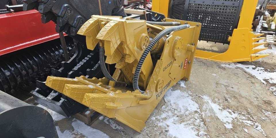 Szczęka krusząca do koparki Cat 320 TOFT 08P nowa nożyce wyburzeniowe - Hidraulinės žirklės: foto 2 Szczęka krusząca do koparki Cat 320 TOFT 08P nowa nożyce wyburzeniowe - Hidraulinės žirklės: foto 2