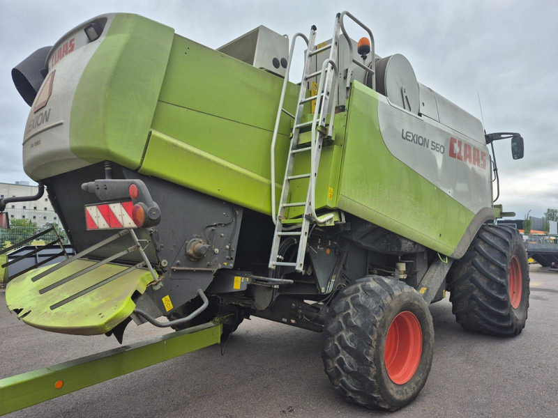 Claas Lexion 560 V750 - Derliaus nuėmimo kombainas: foto 4 Claas Lexion 560 V750 - Derliaus nuėmimo kombainas: foto 4
