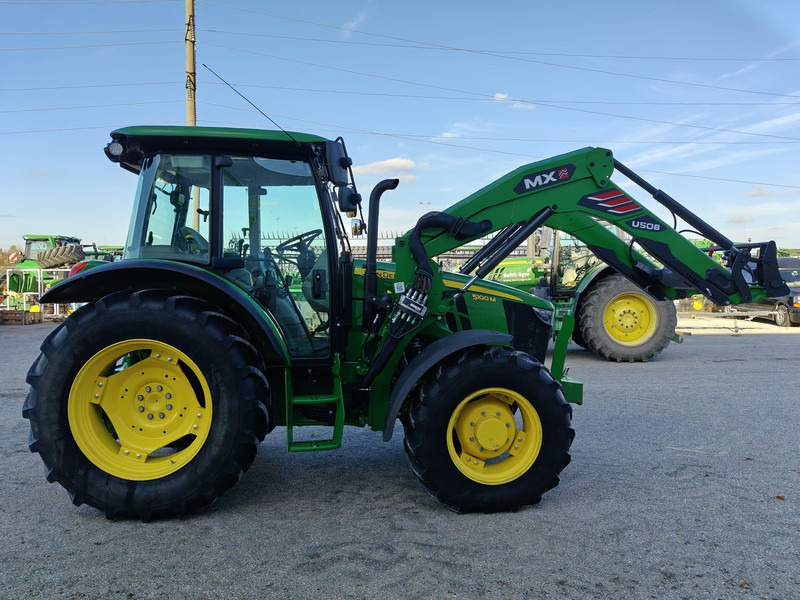 John Deere 5100M - Traktorius: foto 2 John Deere 5100M - Traktorius: foto 2