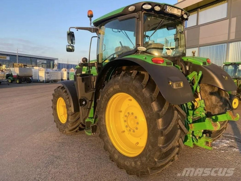 John Deere 6215R - Traktorius: foto 4 John Deere 6215R - Traktorius: foto 4