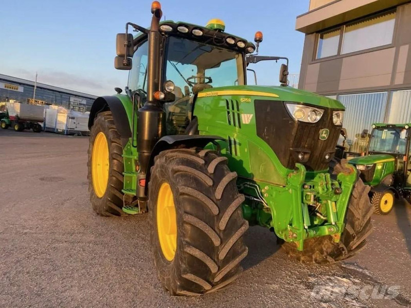 John Deere 6215R - Traktorius: foto 2 John Deere 6215R - Traktorius: foto 2