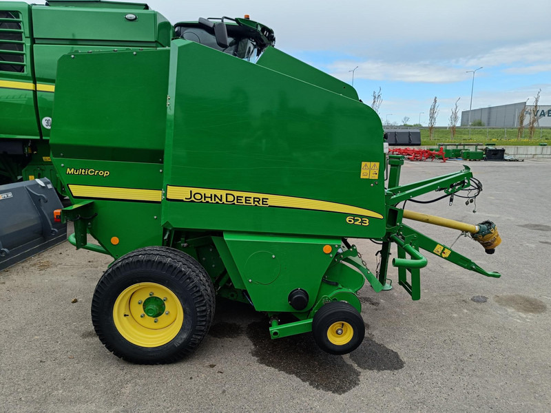 John Deere 623N - Ruloninis presas: foto 5 John Deere 623N - Ruloninis presas: foto 5