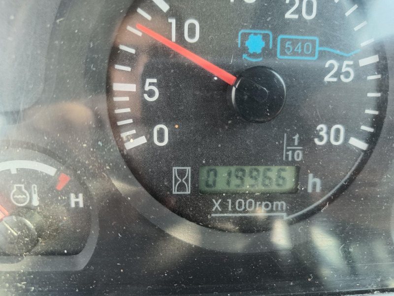 Traktorius New Holland Boomer 40: foto 13