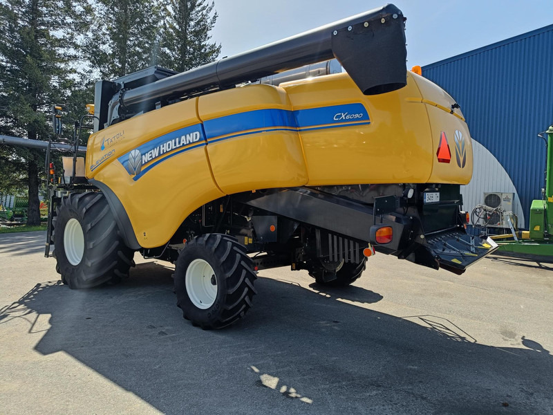 New Holland CX6090 - Derliaus nuėmimo kombainas: foto 5 New Holland CX6090 - Derliaus nuėmimo kombainas: foto 5