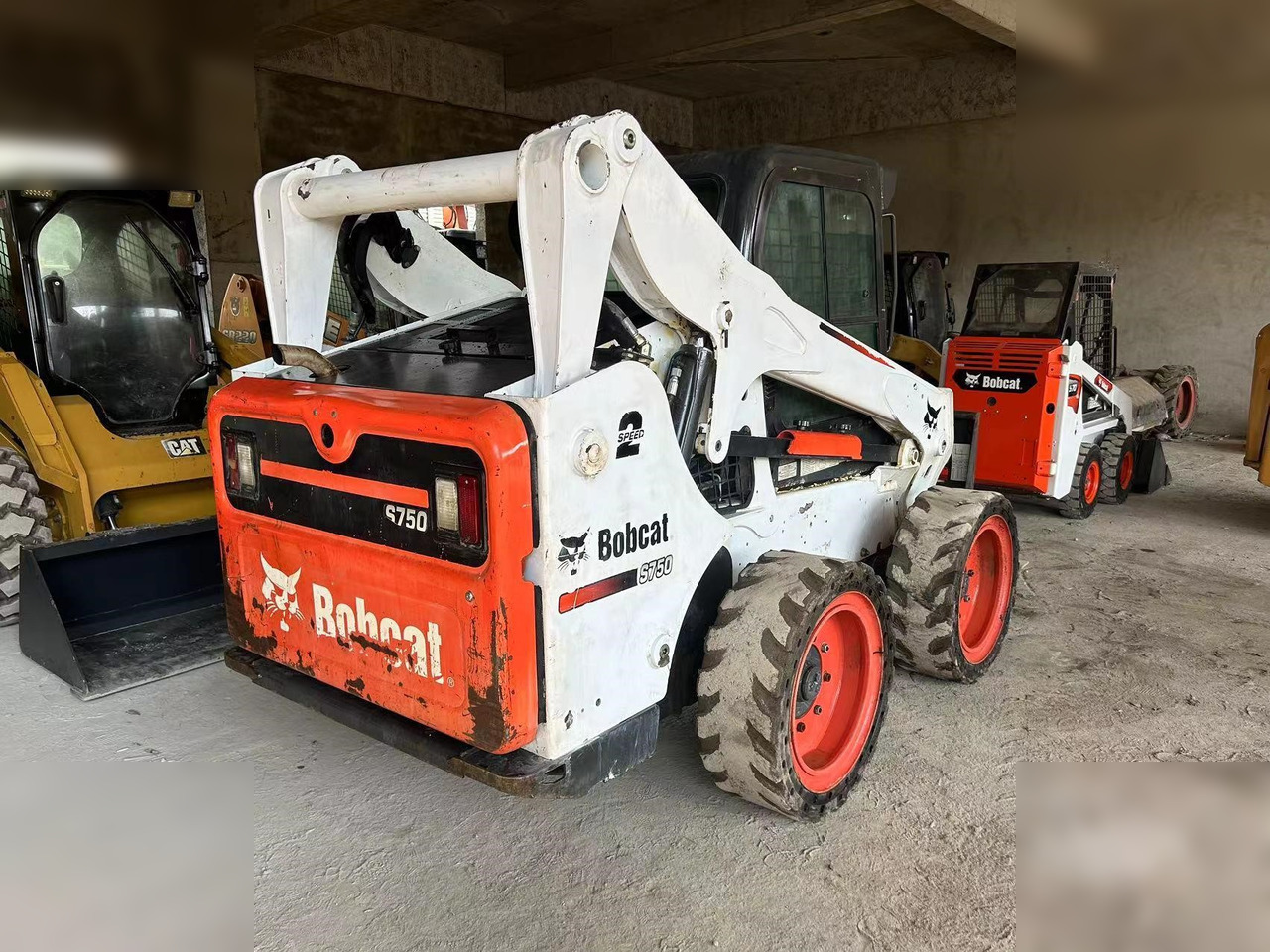 BOBCAT S750 - Mini krautuvas: foto 4 BOBCAT S750 - Mini krautuvas: foto 4