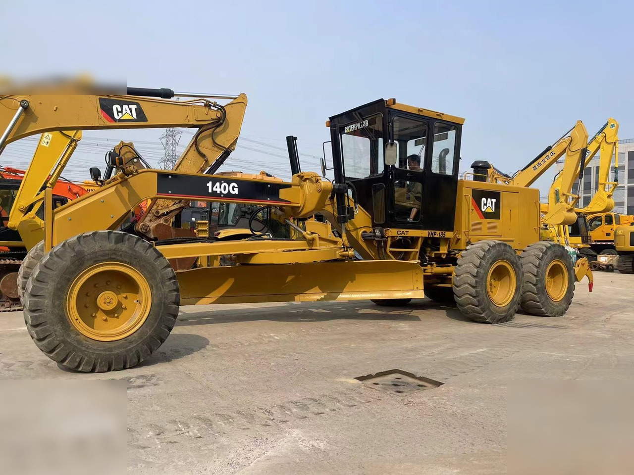 CATERPILLAR 140G - Greideris: foto 1 CATERPILLAR 140G - Greideris: foto 1