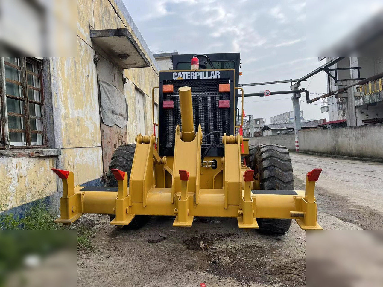 CATERPILLAR 140H - Greideris: foto 2 CATERPILLAR 140H - Greideris: foto 2