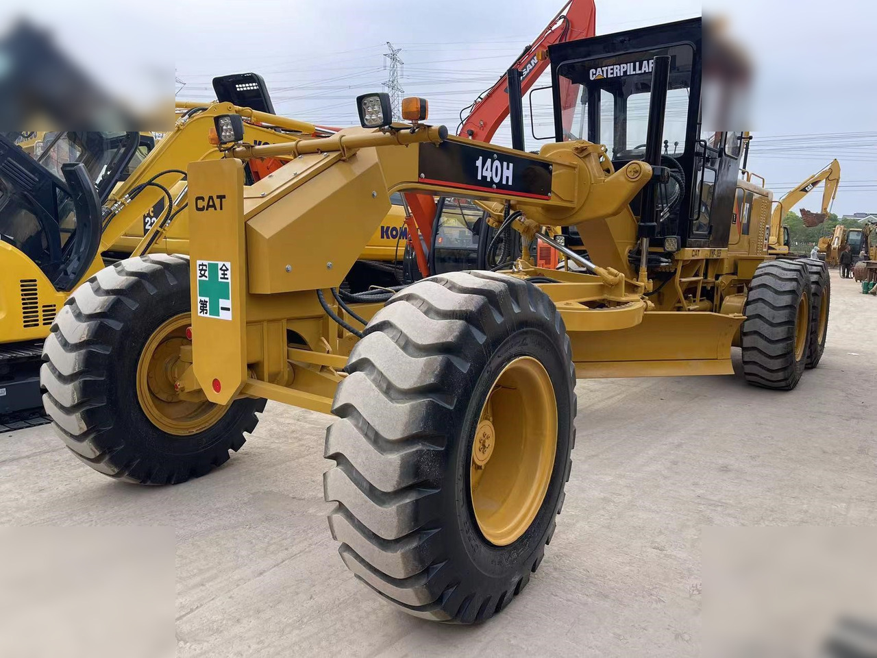 CATERPILLAR 140H - Greideris: foto 1 CATERPILLAR 140H - Greideris: foto 1