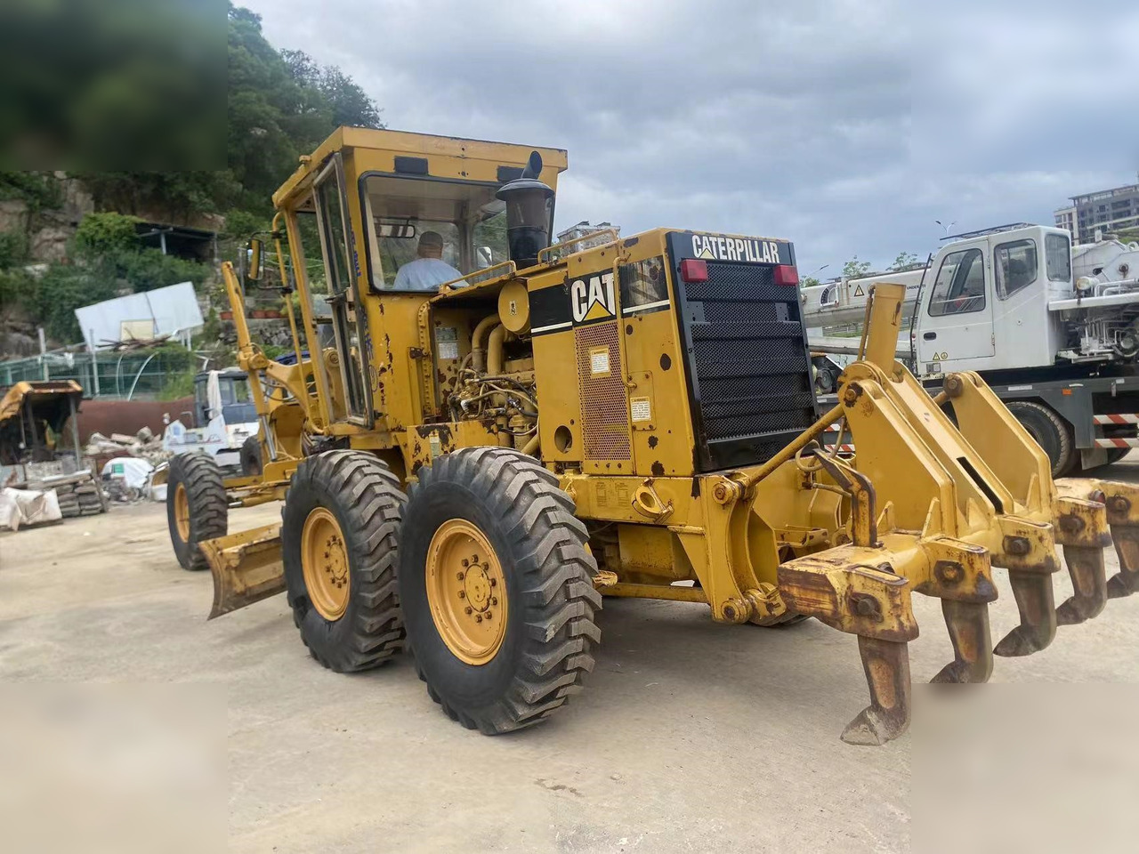 CATERPILLAR 140H - Greideris: foto 1 CATERPILLAR 140H - Greideris: foto 1