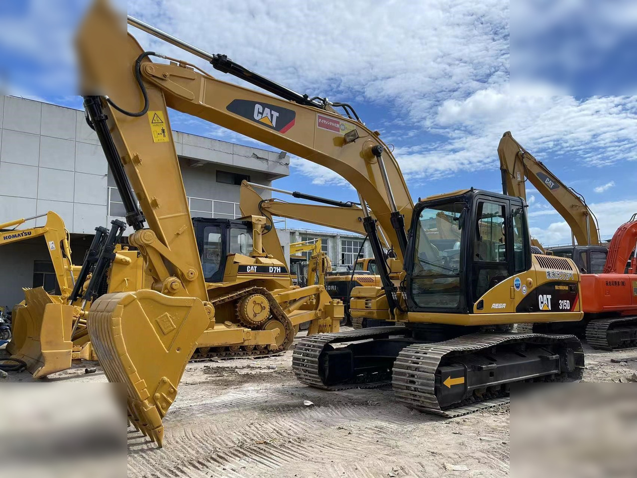 Vikšrinis ekskavatorius CATERPILLAR 315D: foto 6