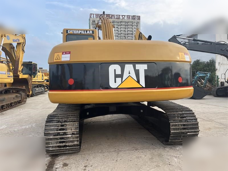 CATERPILLAR 320CL - Vikšrinis ekskavatorius: foto 4 CATERPILLAR 320CL - Vikšrinis ekskavatorius: foto 4