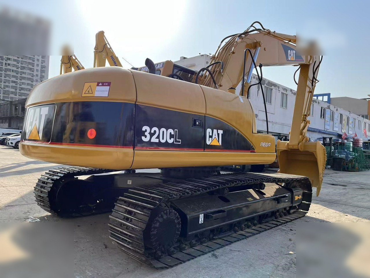 CATERPILLAR 320CL - Vikšrinis ekskavatorius: foto 3 CATERPILLAR 320CL - Vikšrinis ekskavatorius: foto 3