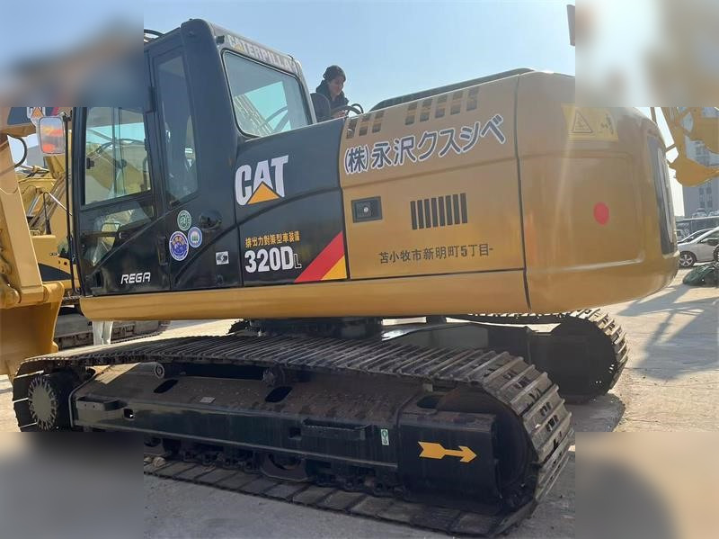 CATERPILLAR 320DL - Vikšrinis ekskavatorius: foto 5 CATERPILLAR 320DL - Vikšrinis ekskavatorius: foto 5